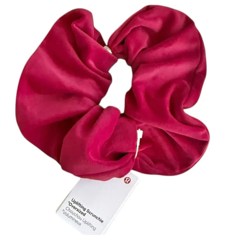 Lululemon Uplifting Oversized Hair Scrunchie Velvet Berry Rumble. NEW WITH TAGS.